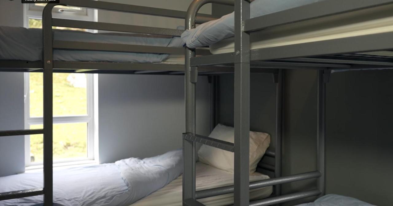 Ben Lettery Hostel Ballynahinch ภายนอก รูปภาพ
