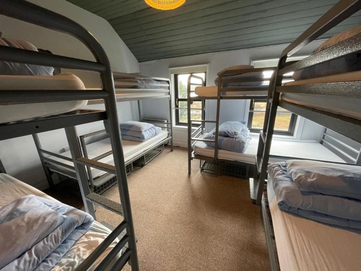 Ben Lettery Hostel Ballynahinch ภายนอก รูปภาพ