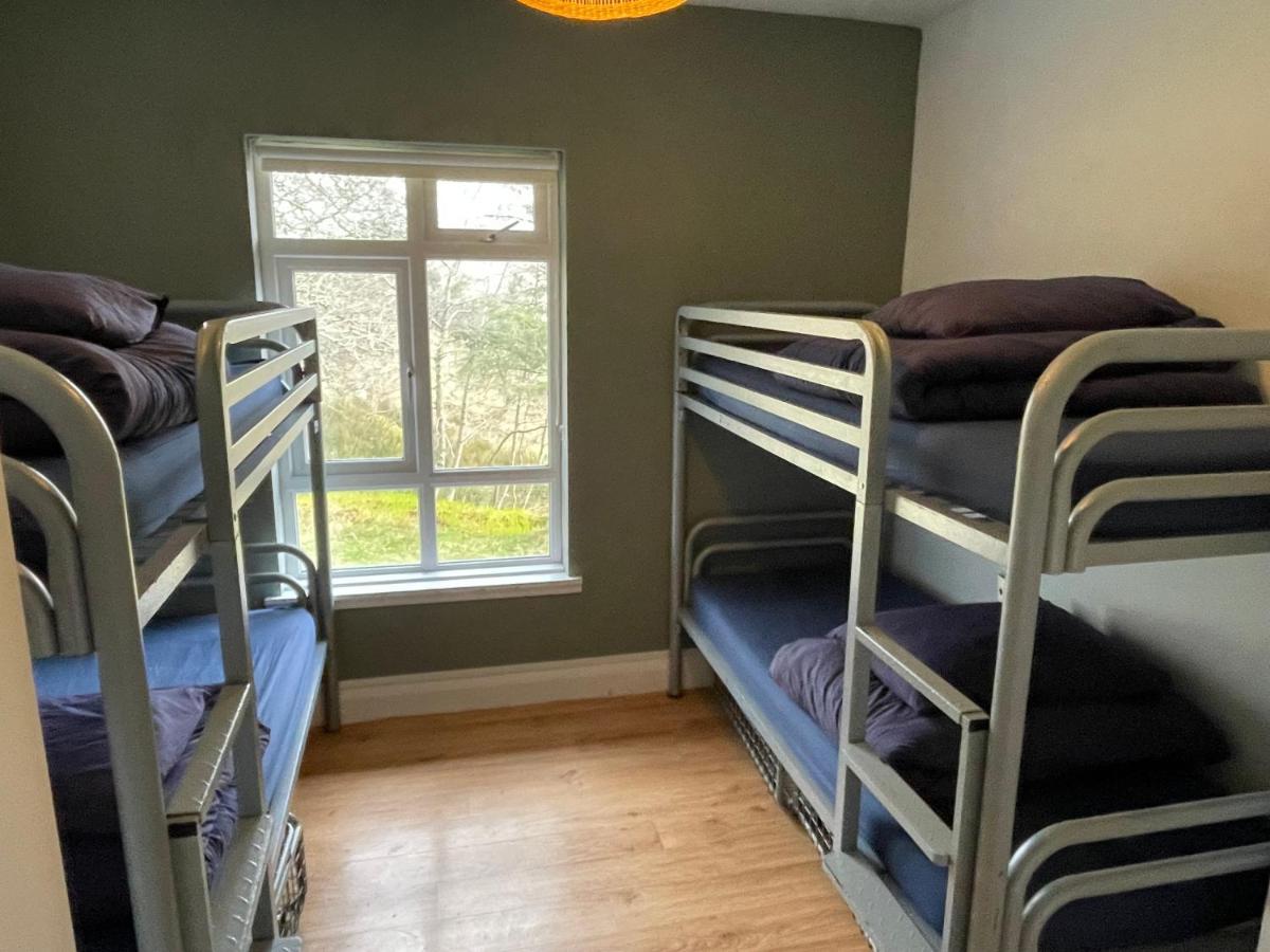 Ben Lettery Hostel Ballynahinch ภายนอก รูปภาพ
