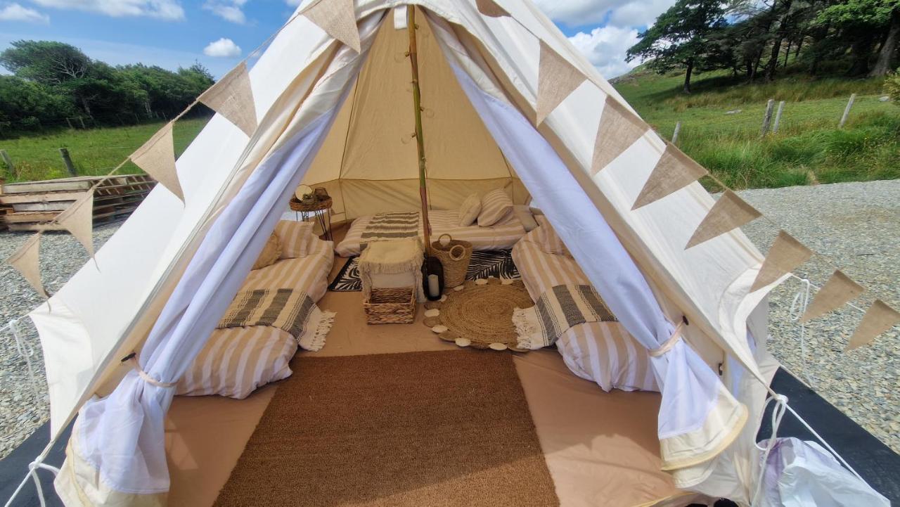 Ben Lettery Hostel Ballynahinch ภายนอก รูปภาพ